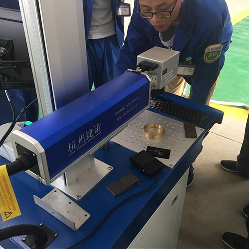 铜件激光打标.jpg